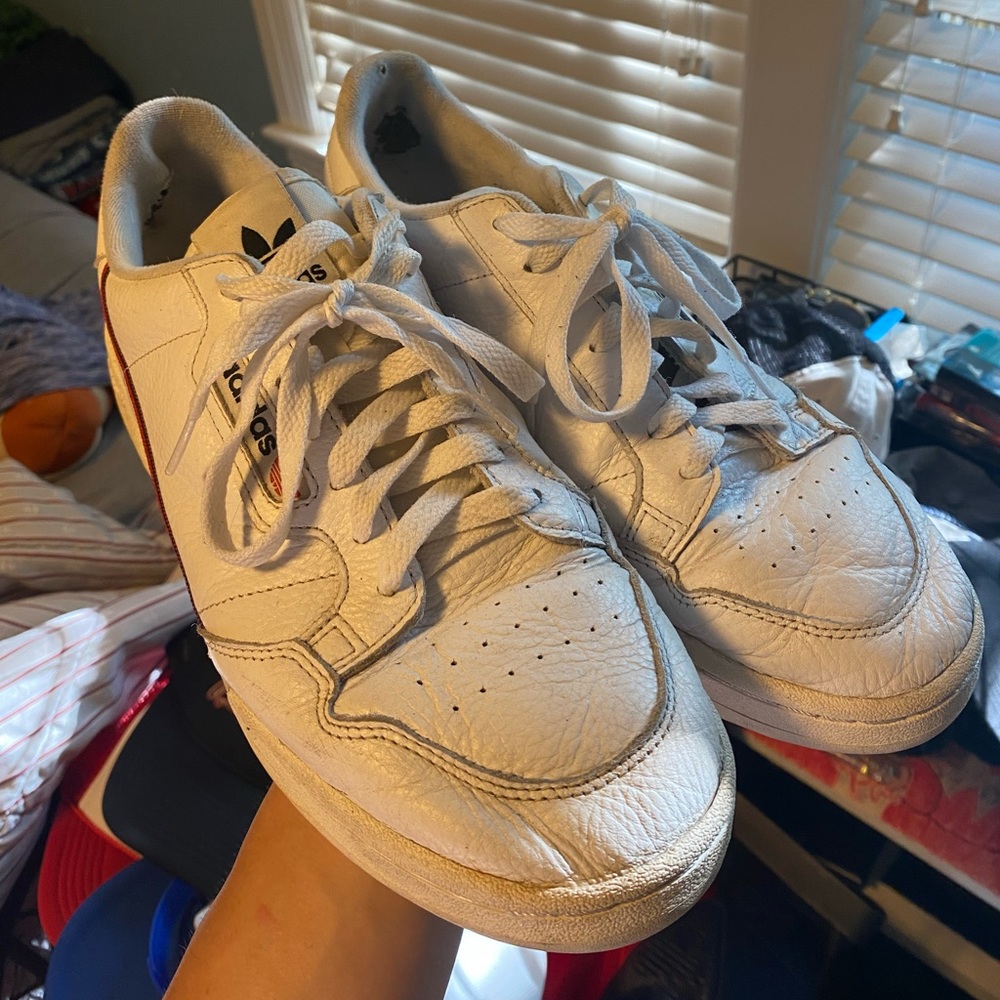 Adidas Continental